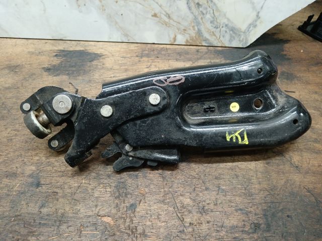 bontott VW SHARAN Tolóajtó Sín Görgő