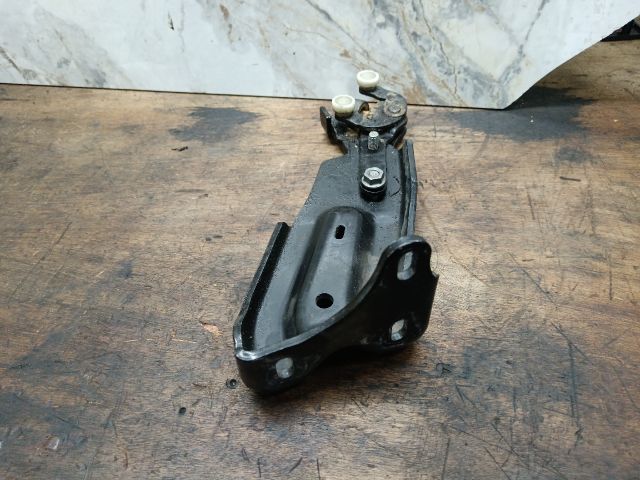 bontott VW SHARAN Tolóajtó Sín Görgő