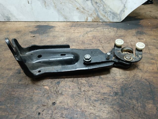 bontott VW SHARAN Tolóajtó Sín Görgő