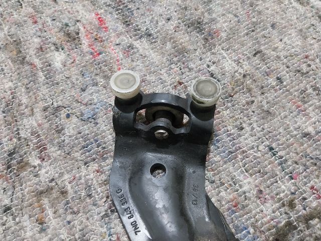 bontott VW SHARAN Tolóajtó Sín Görgő