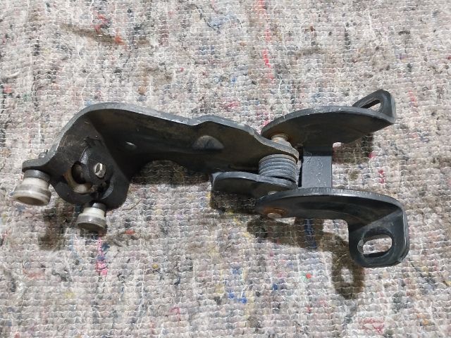 bontott VW SHARAN Tolóajtó Sín Görgő