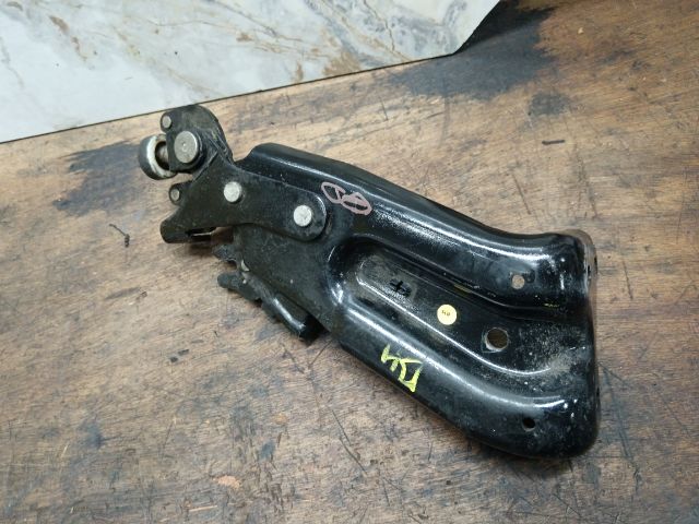 bontott VW SHARAN Tolóajtó Sín Görgő