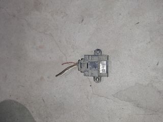 bontott VW SHARAN Üzemanyag Szivattyú Relé