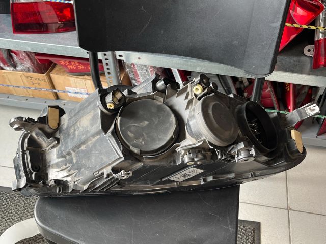 bontott VW T-CROSS Bal Fényszóró