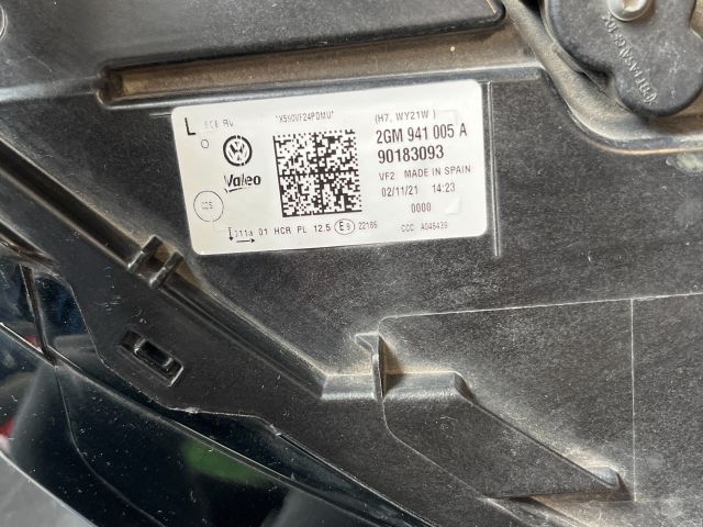 bontott VW T-CROSS Bal Fényszóró