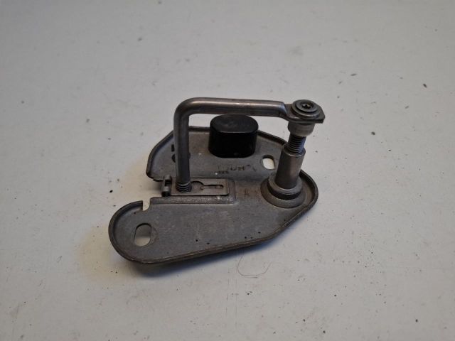 bontott VW T-CROSS Bal Motorháztető Ütköző