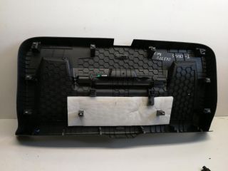 bontott VW T-CROSS Csomagtérajtó Kárpit