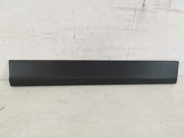 bontott VW T-CROSS Jobb első Ajtó Díszléc