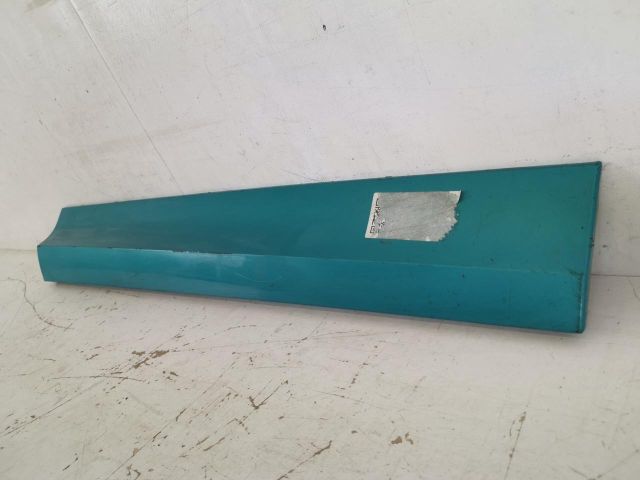 bontott VW T-CROSS Jobb első Ajtó Díszléc