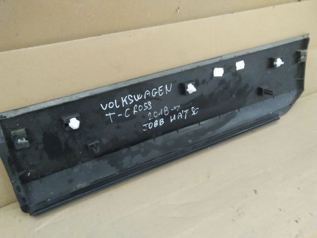bontott VW T-CROSS Jobb hátsó Ajtó Díszléc