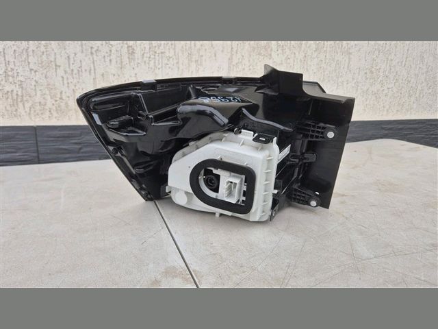 bontott VW T-CROSS Jobb Hátsó Lámpa