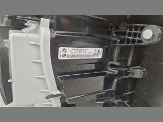 bontott VW T-CROSS Jobb Hátsó Lámpa