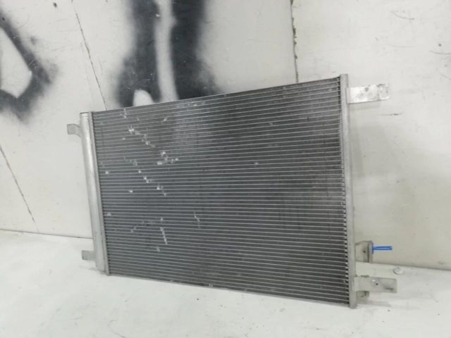 bontott VW T-ROC Klímahűtő Radiátor