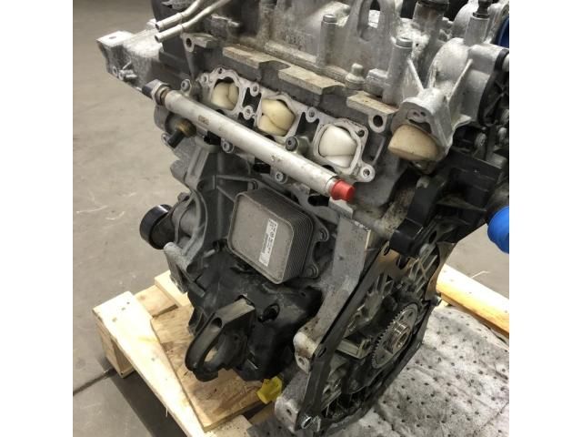 bontott VW T-ROC Motor (Fűzött blokk hengerfejjel)