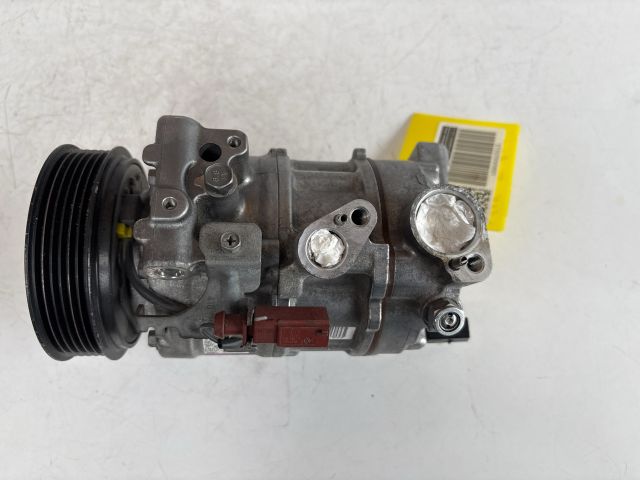 bontott VW T-ROC Klímakompresszor