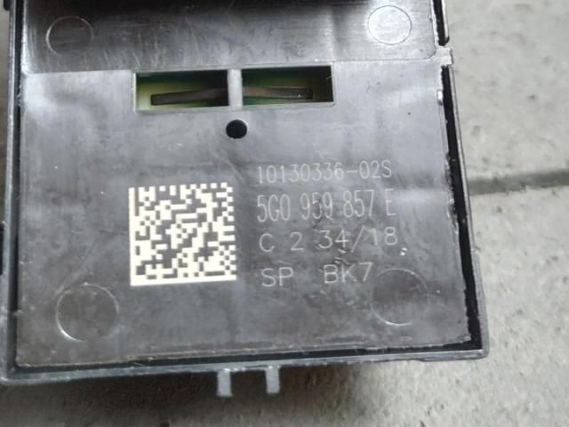 bontott VW T-ROC Ablakemelő Kapcsoló Négyes / Kettes