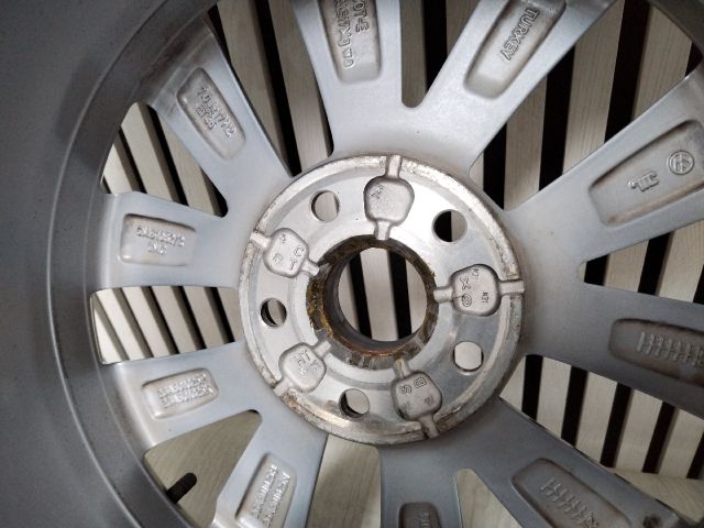 bontott VW T-ROC Alufelni Gumival (1 db)