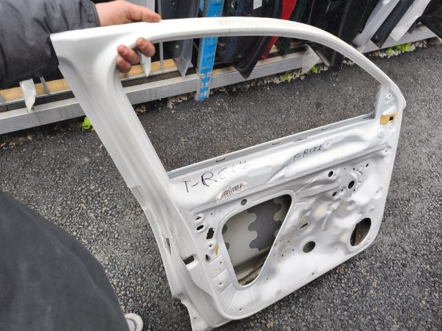 bontott VW T-ROC Bal első Ajtó (Üres lemez)