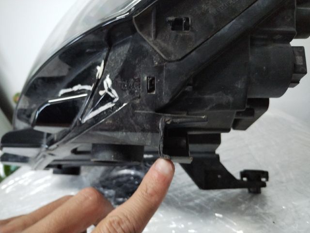 bontott VW T-ROC Bal Fényszóró