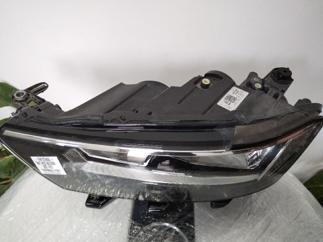 bontott VW T-ROC Bal Fényszóró