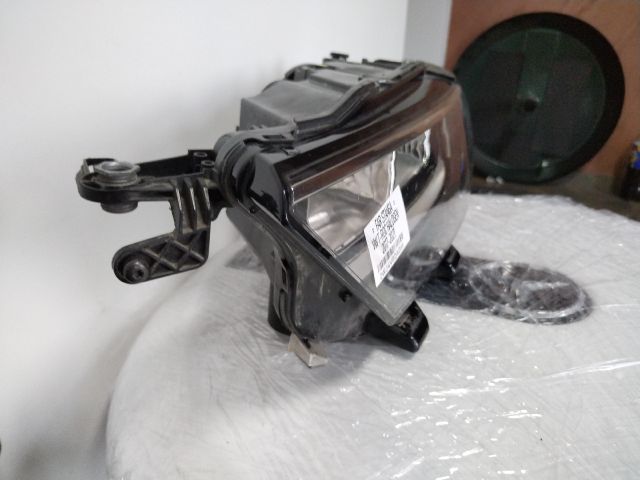 bontott VW T-ROC Bal Fényszóró