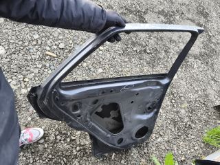 bontott VW T-ROC Bal hátsó Ajtó (Üres lemez)