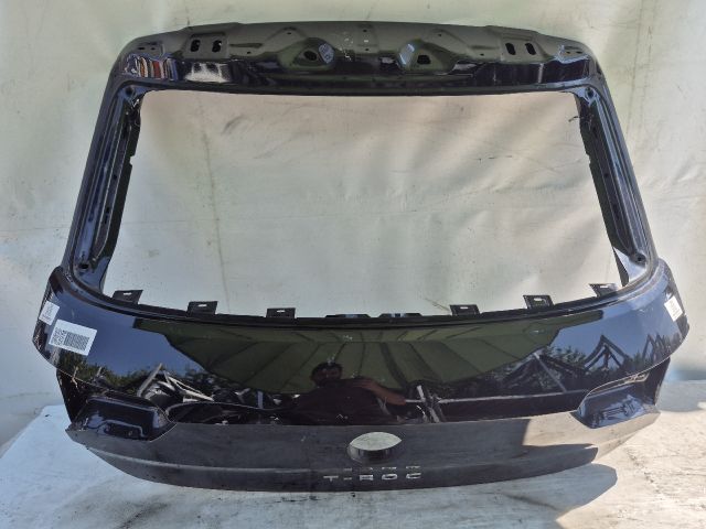 bontott VW T-ROC Csomagtérajtó (Üres lemez)