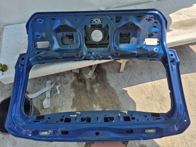 bontott VW T-ROC Csomagtérajtó (Üres lemez)