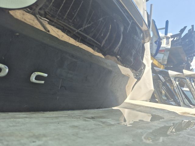 bontott VW T-ROC Csomagtérajtó (Üres lemez)