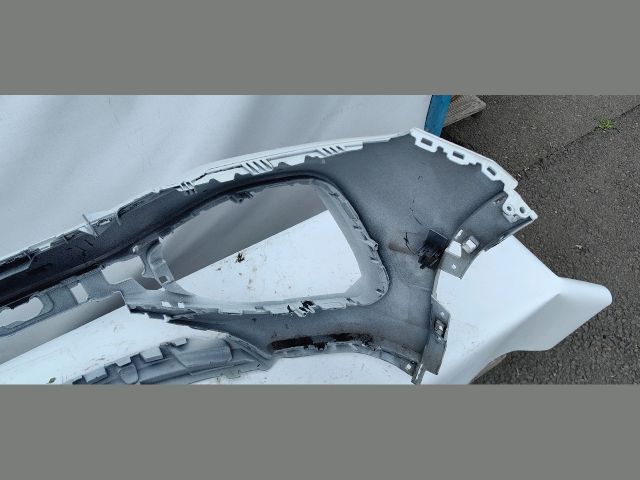 bontott VW T-ROC Első Lökhárító (Üresen)