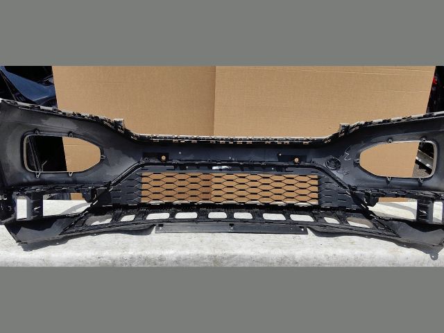 bontott VW T-ROC Első Lökhárító (Üresen)