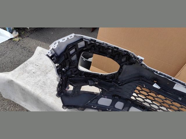 bontott VW T-ROC Első Lökhárító (Üresen)