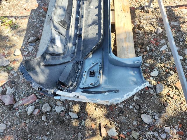 bontott VW T-ROC Hátsó Lökhárító (Részeivel)