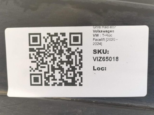 bontott VW T-ROC Hűtőrács