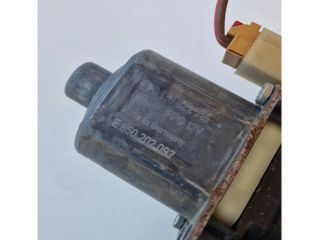 bontott VW T-ROC Jobb első Ablakemelő Szerkezet (Elektromos)