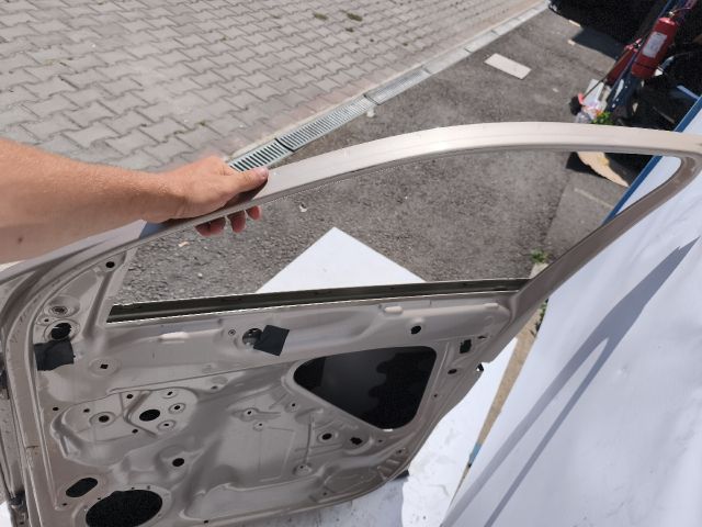 bontott VW T-ROC Jobb első Ajtó (Üres lemez)