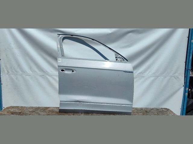 bontott VW T-ROC Jobb első Ajtó (Üres lemez)