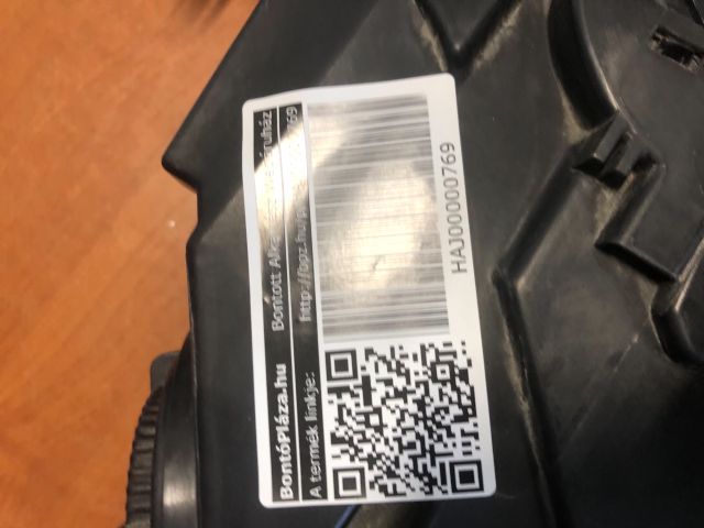 bontott VW T-ROC Jobb Fényszóró