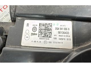 bontott VW T-ROC Jobb Fényszóró