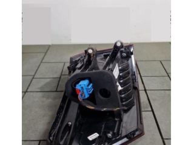 bontott VW T-ROC Jobb Külső Hátsó Lámpa