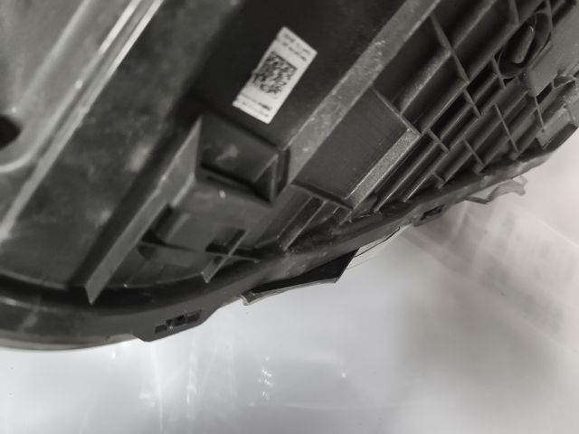 bontott VW T-ROC Jobb Ledes Fényszóró