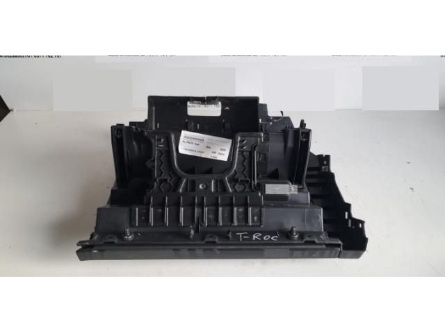 bontott VW T-ROC Kesztyűtartó