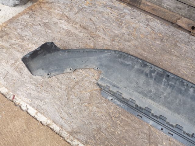 bontott VW TAIGO Első Lökhárító Alsó (Műanyag)