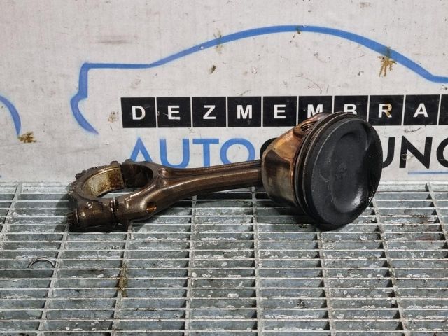 bontott VW TIGUAN Dugattyú