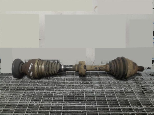 bontott VW TIGUAN Jobb Féltengely