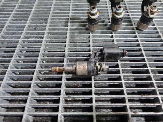 bontott VW TIGUAN Porlasztó (1 db)