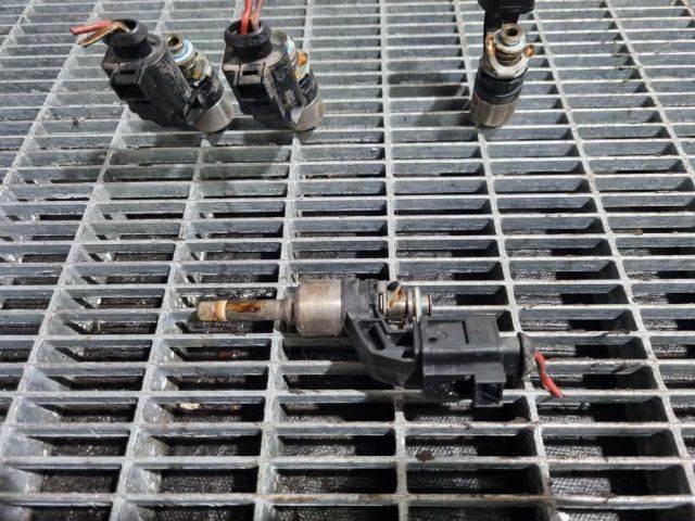 bontott VW TIGUAN Porlasztó (1 db)