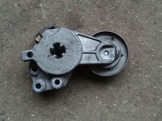 bontott VW TIGUAN Szíjfeszítő Görgő