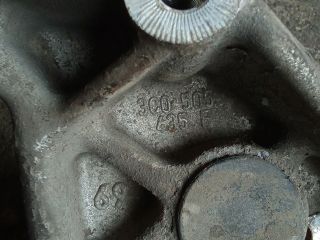 bontott VW TIGUAN Bal hátsó Csonkállvány