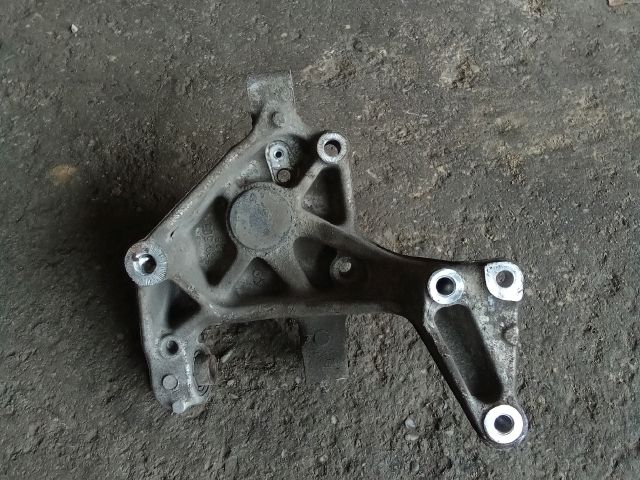 bontott VW TIGUAN Bal hátsó Csonkállvány